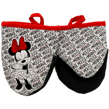 Heat Resistant up to 500 degrees F Mickey Mouse Icon- Novelty 2pk Bake Safe w/ Disney Cotton Potholders w/ Pocket 8x9” Neoprene for Easy Gripping Black